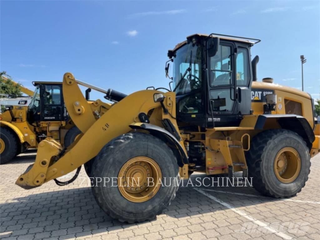 CAT 938M Naudoti ratiniai krautuvai