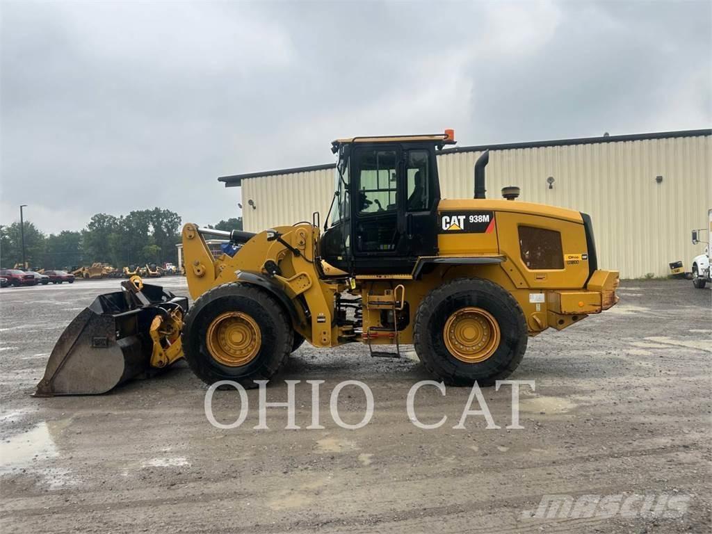 CAT 938M Naudoti ratiniai krautuvai