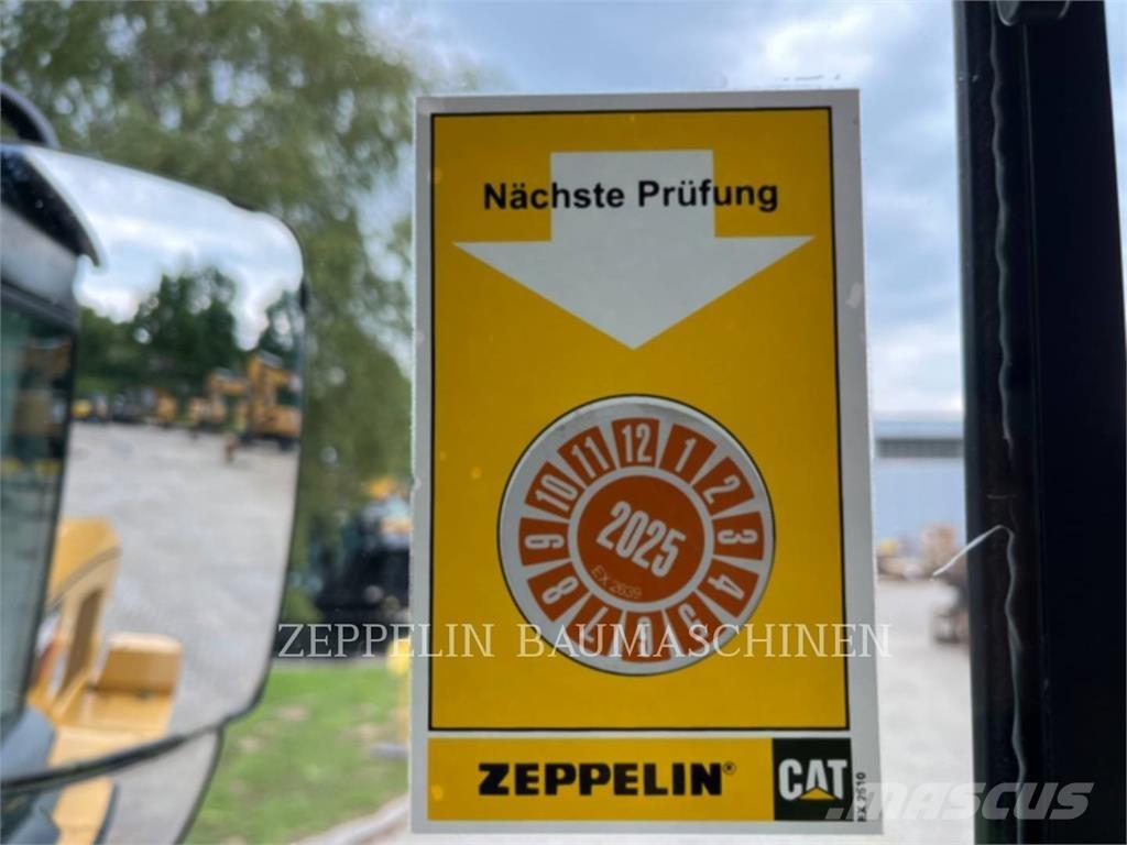 CAT 938M Naudoti ratiniai krautuvai