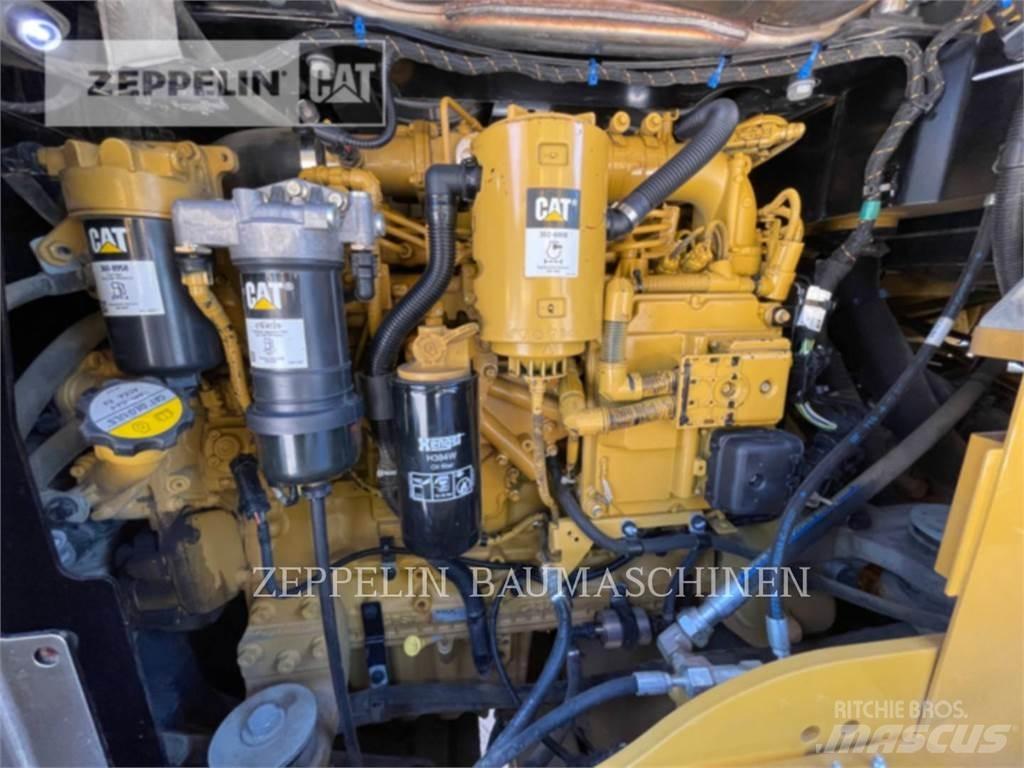 CAT 938M Naudoti ratiniai krautuvai
