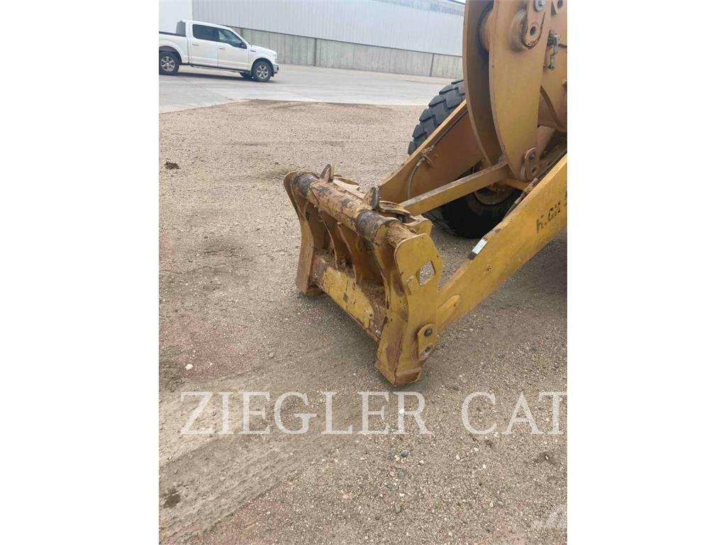 CAT 938M Naudoti ratiniai krautuvai