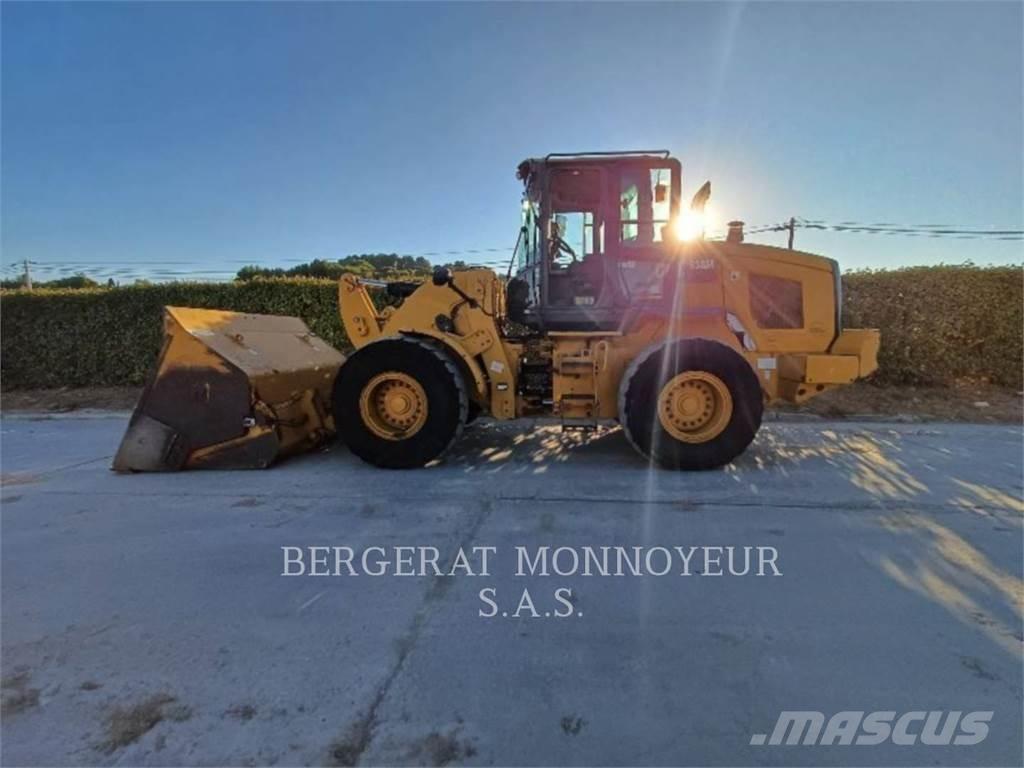 CAT 938M Naudoti ratiniai krautuvai