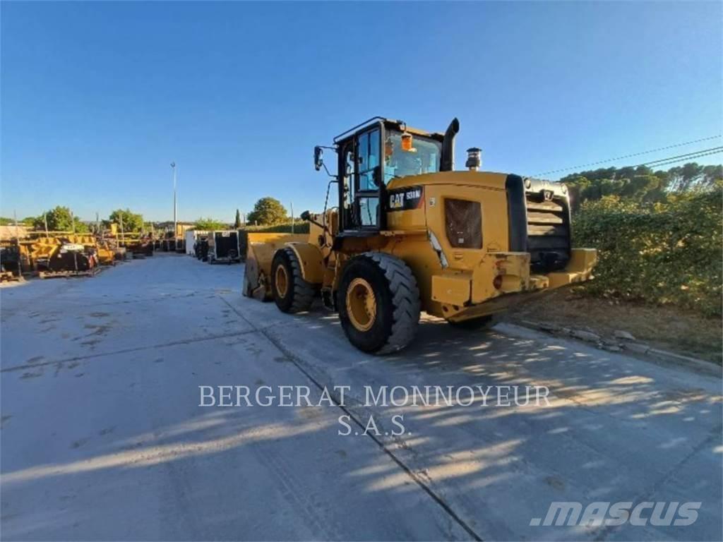 CAT 938M Naudoti ratiniai krautuvai