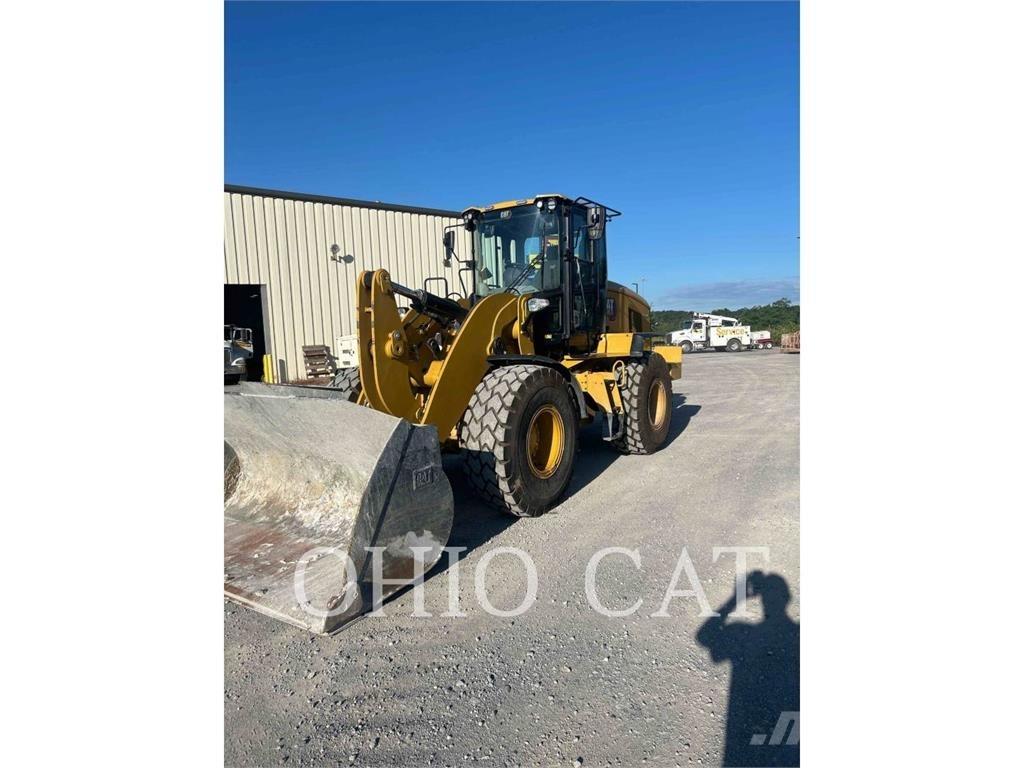 CAT 938M Naudoti ratiniai krautuvai