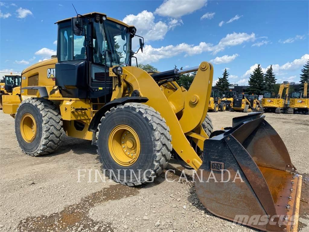 CAT 938M Naudoti ratiniai krautuvai