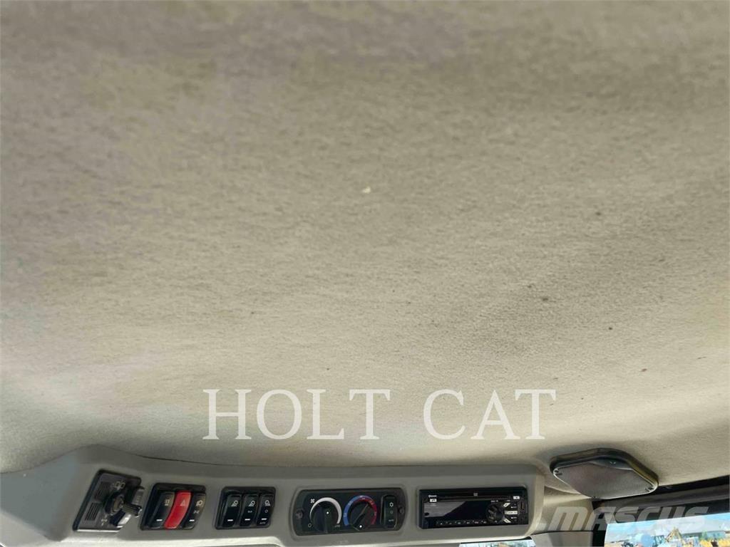 CAT 938M Naudoti ratiniai krautuvai