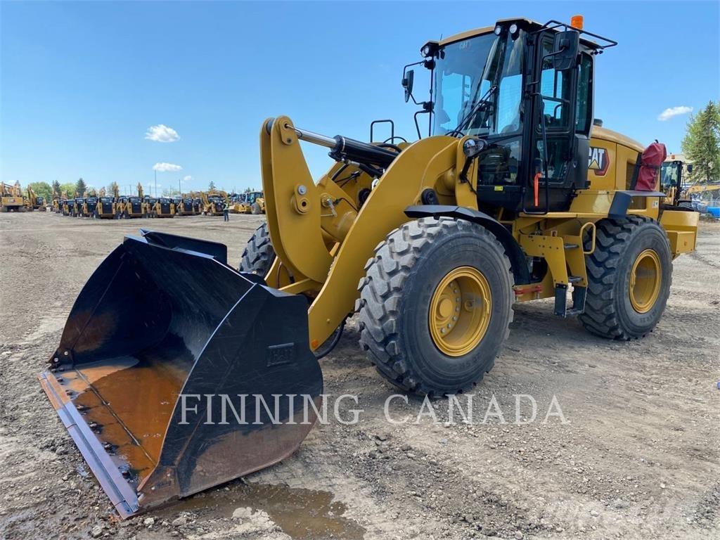 CAT 938M Naudoti ratiniai krautuvai