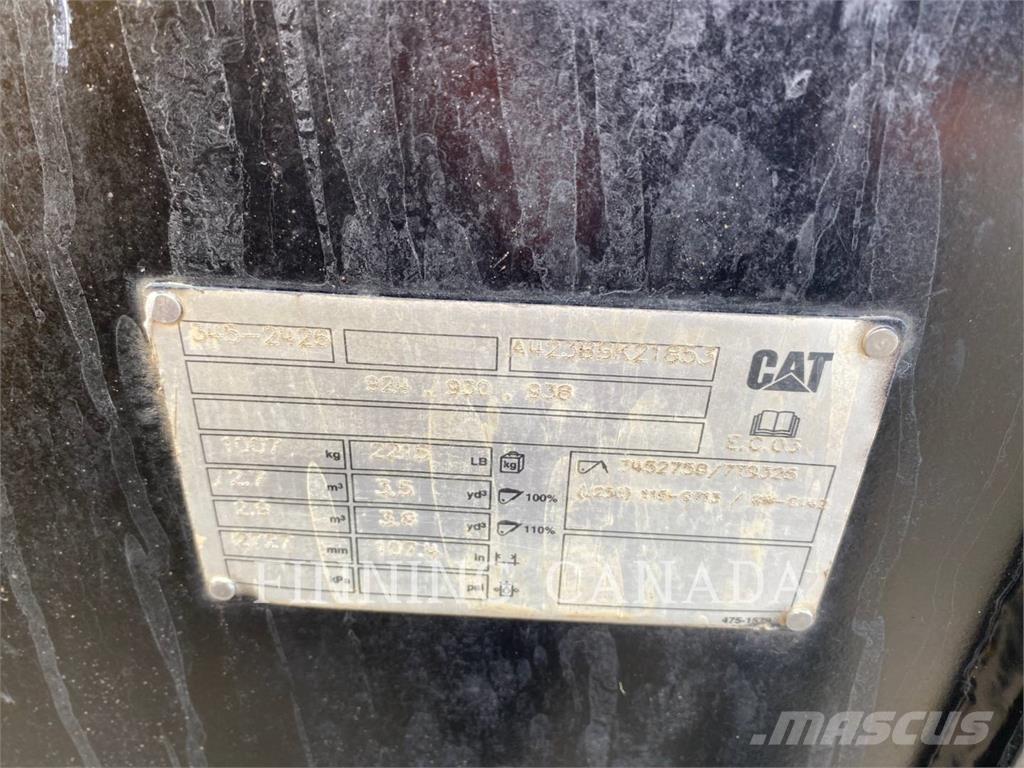 CAT 938M Naudoti ratiniai krautuvai
