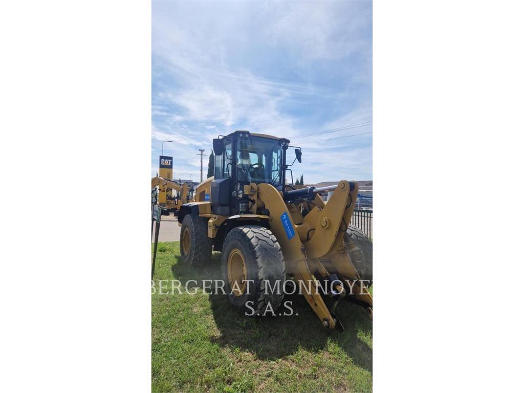 CAT 938M Naudoti ratiniai krautuvai