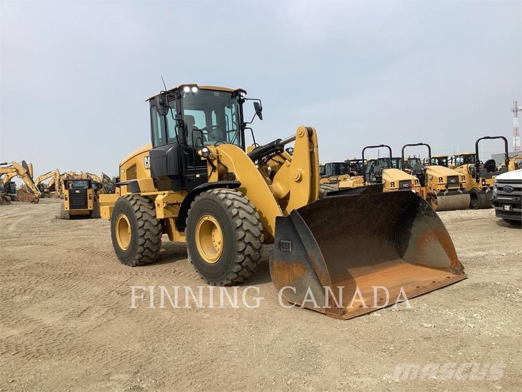 CAT 938M Naudoti ratiniai krautuvai