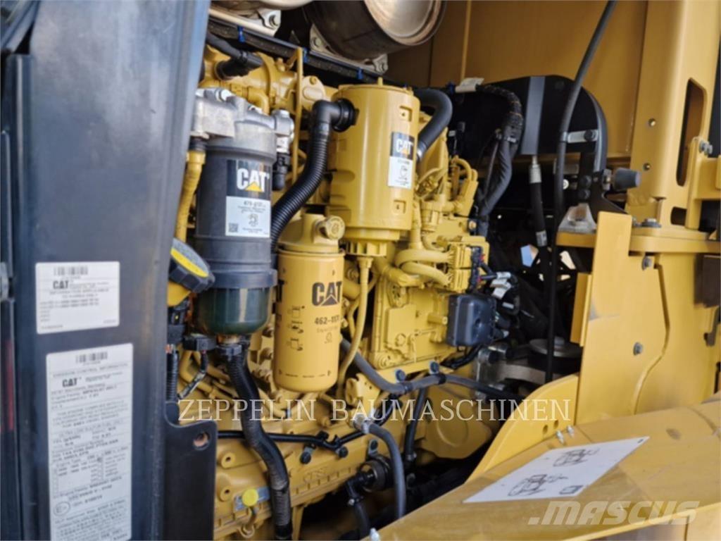CAT 938M Naudoti ratiniai krautuvai