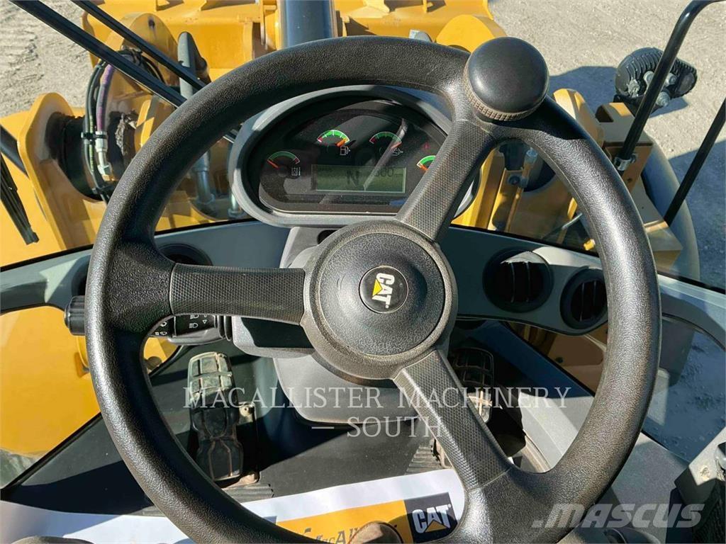 CAT 938M Naudoti ratiniai krautuvai