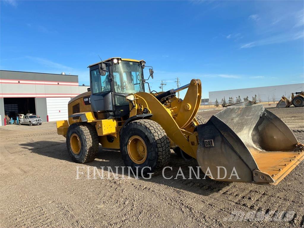 CAT 938M Naudoti ratiniai krautuvai