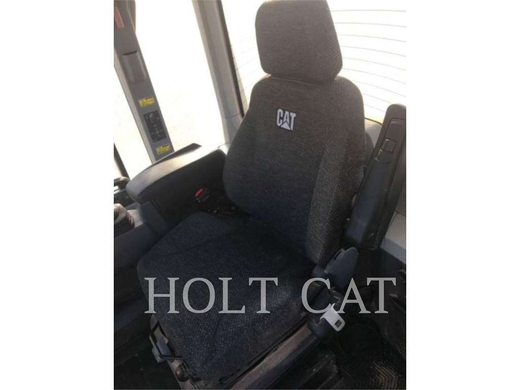 CAT 938M Naudoti ratiniai krautuvai