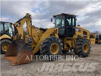 CAT 938M Naudoti ratiniai krautuvai