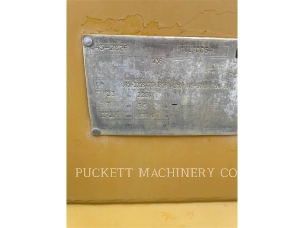 CAT 938M 3.4 YD3 BUCKET Kaušai