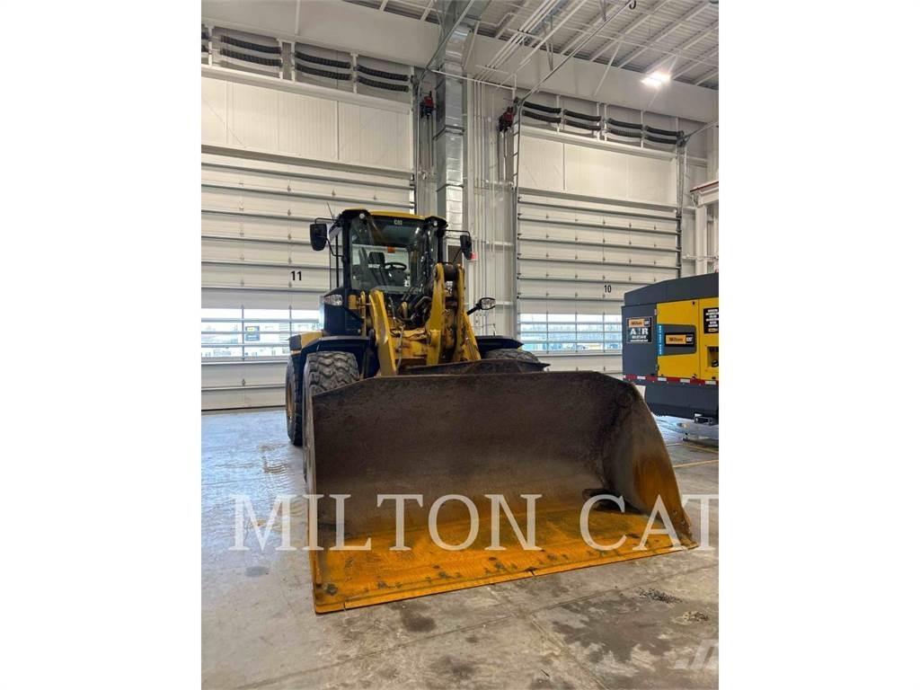 CAT 938M 3V Naudoti ratiniai krautuvai
