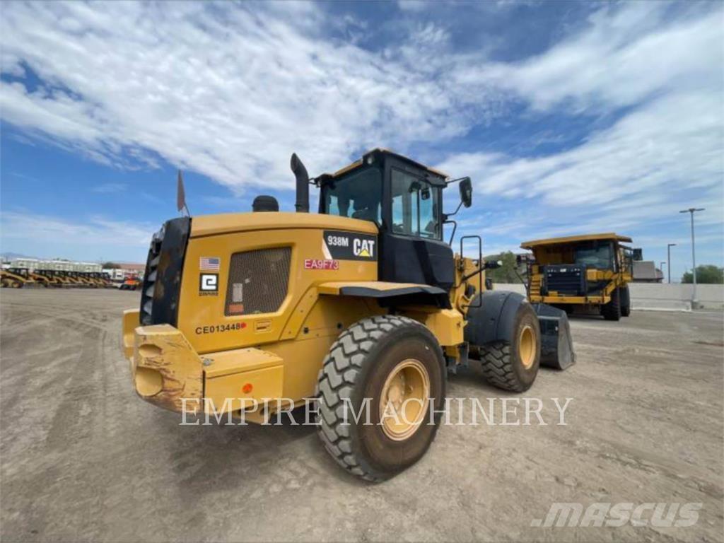 CAT 938M 3V FC Naudoti ratiniai krautuvai