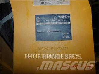CAT 938M FC Naudoti ratiniai krautuvai