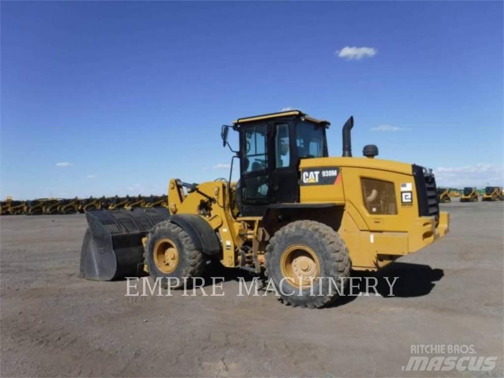 CAT 938M FC Naudoti ratiniai krautuvai