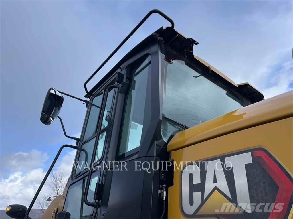 CAT 938M FC Naudoti ratiniai krautuvai