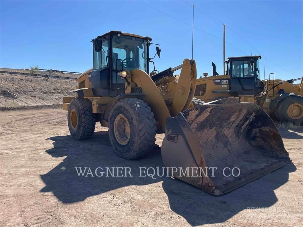 CAT 938M FC Naudoti ratiniai krautuvai