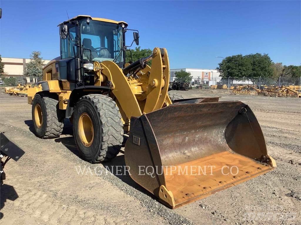 CAT 938M FC Naudoti ratiniai krautuvai