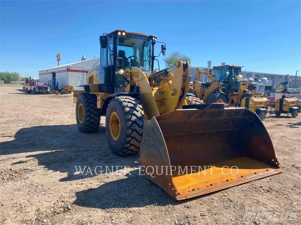 CAT 938M FC Naudoti ratiniai krautuvai