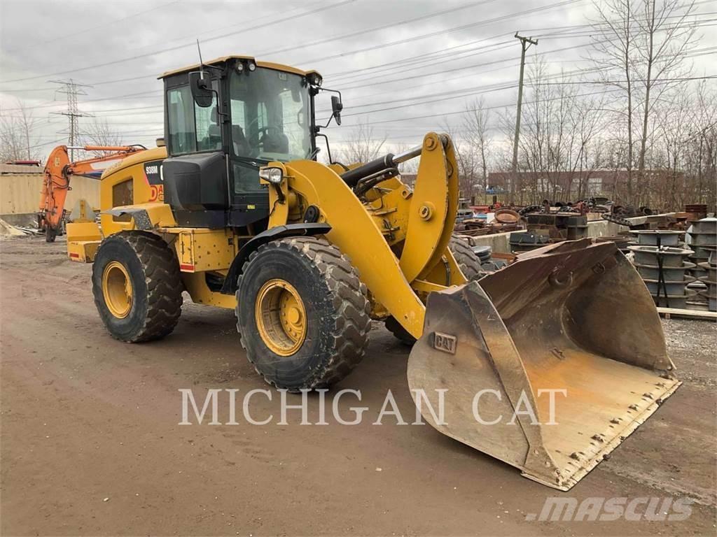 CAT 938M LSRQ Naudoti ratiniai krautuvai