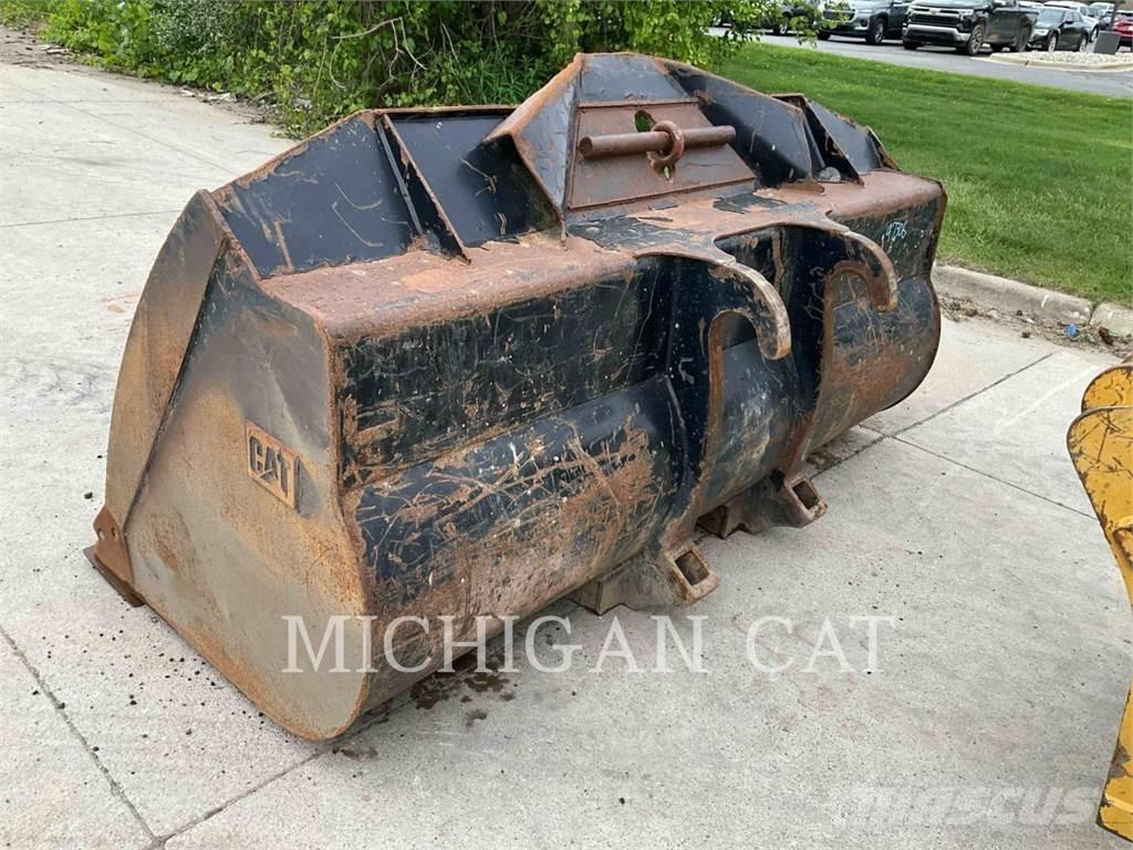 CAT 938M LSRQ Naudoti ratiniai krautuvai
