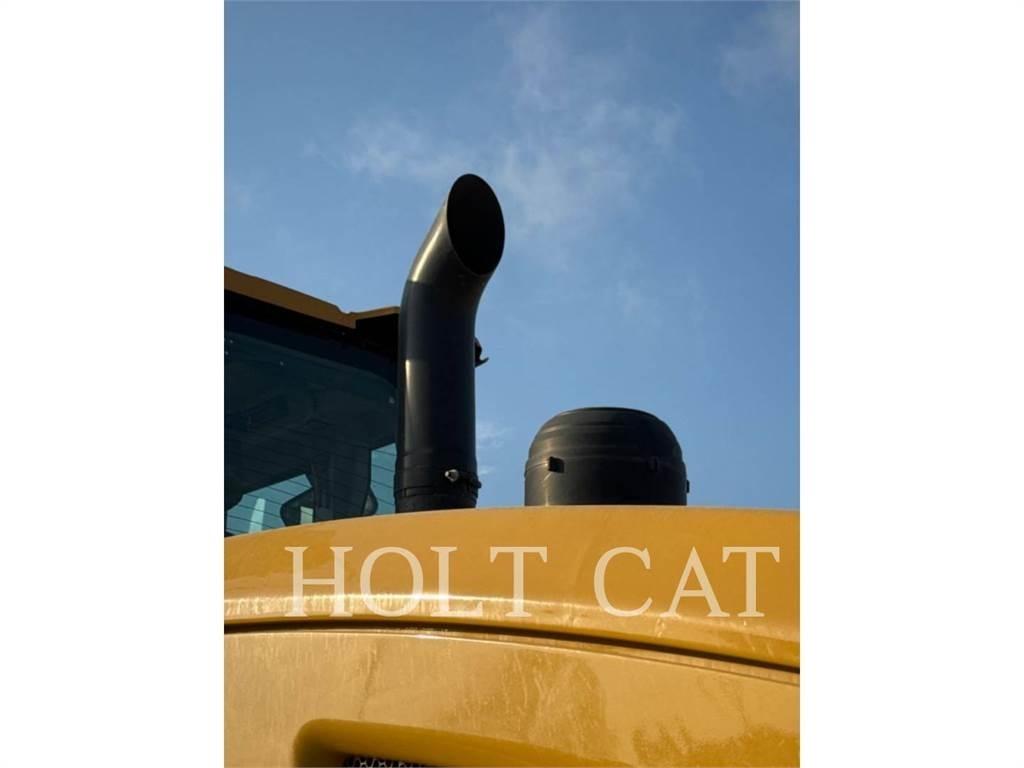 CAT 938M QC Naudoti ratiniai krautuvai