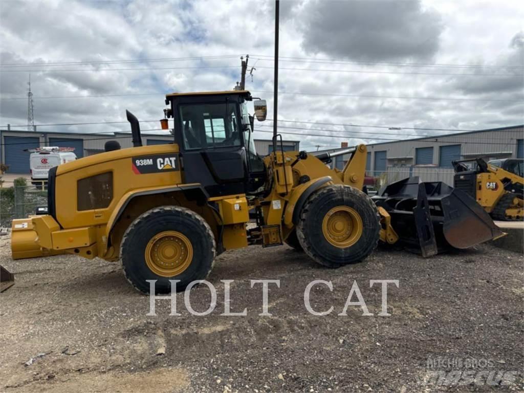 CAT 938M QC Naudoti ratiniai krautuvai