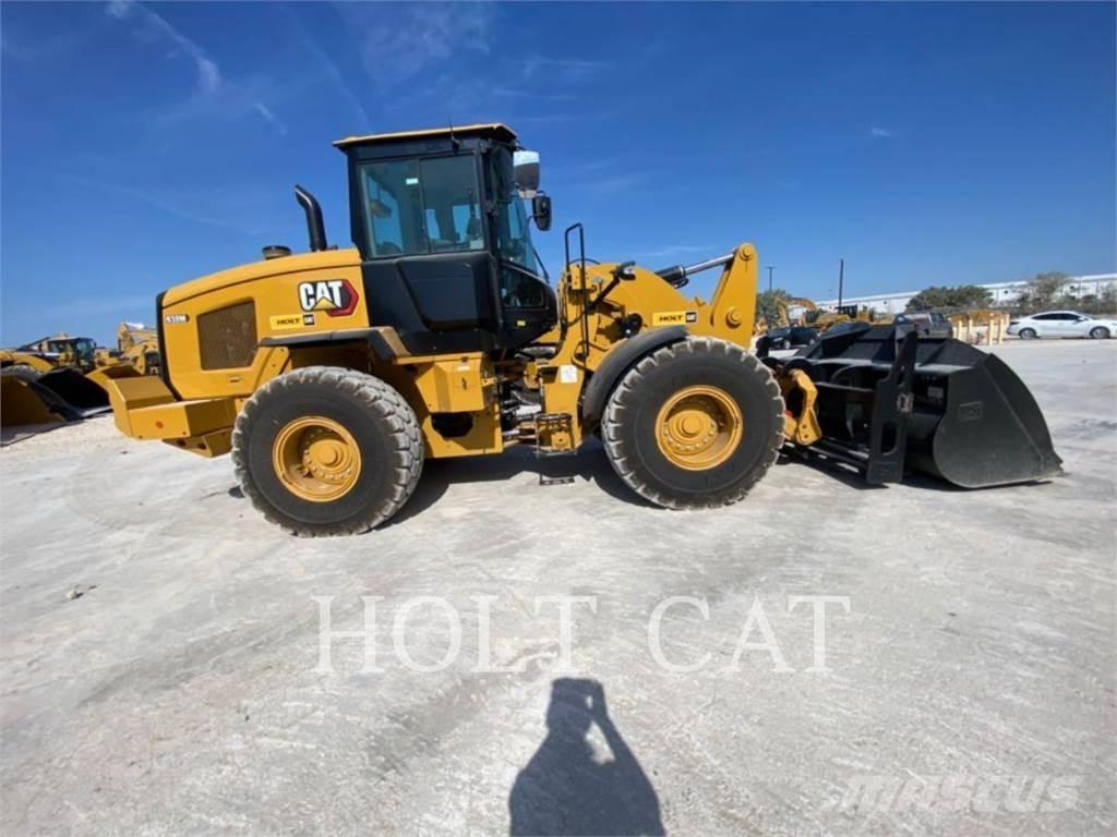 CAT 938M QC Naudoti ratiniai krautuvai