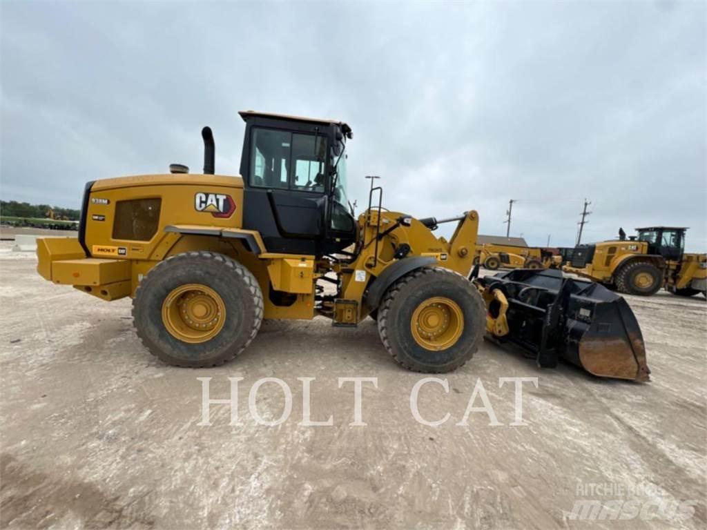 CAT 938M QC Naudoti ratiniai krautuvai