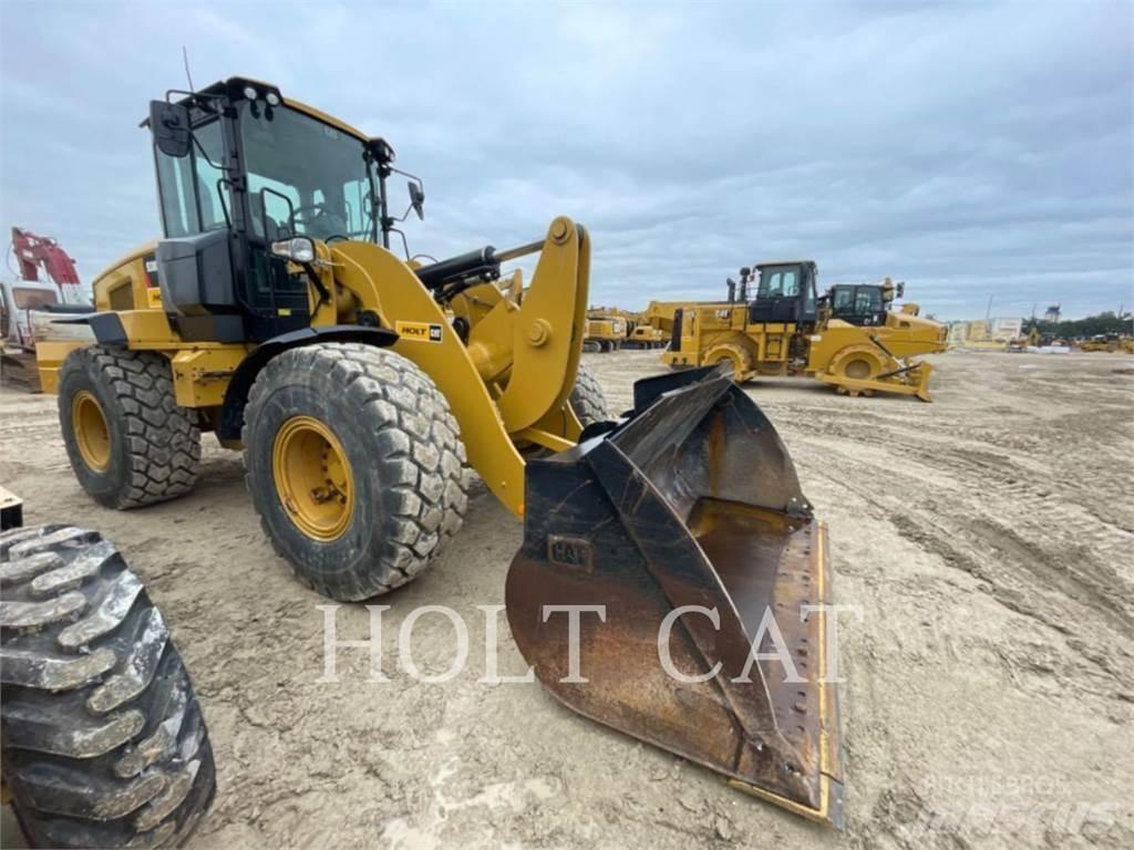 CAT 938M QC Naudoti ratiniai krautuvai