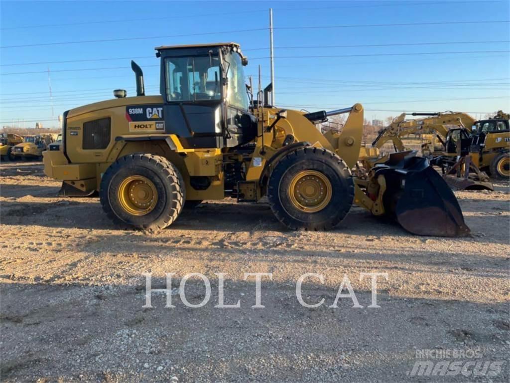 CAT 938M QC Naudoti ratiniai krautuvai