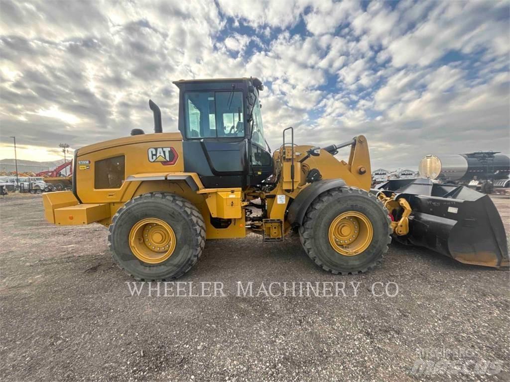 CAT 938M QC Naudoti ratiniai krautuvai