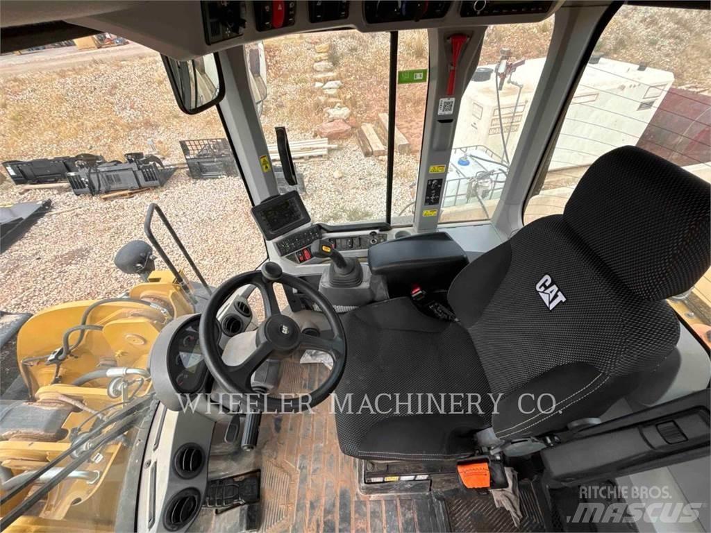 CAT 938M QC Naudoti ratiniai krautuvai