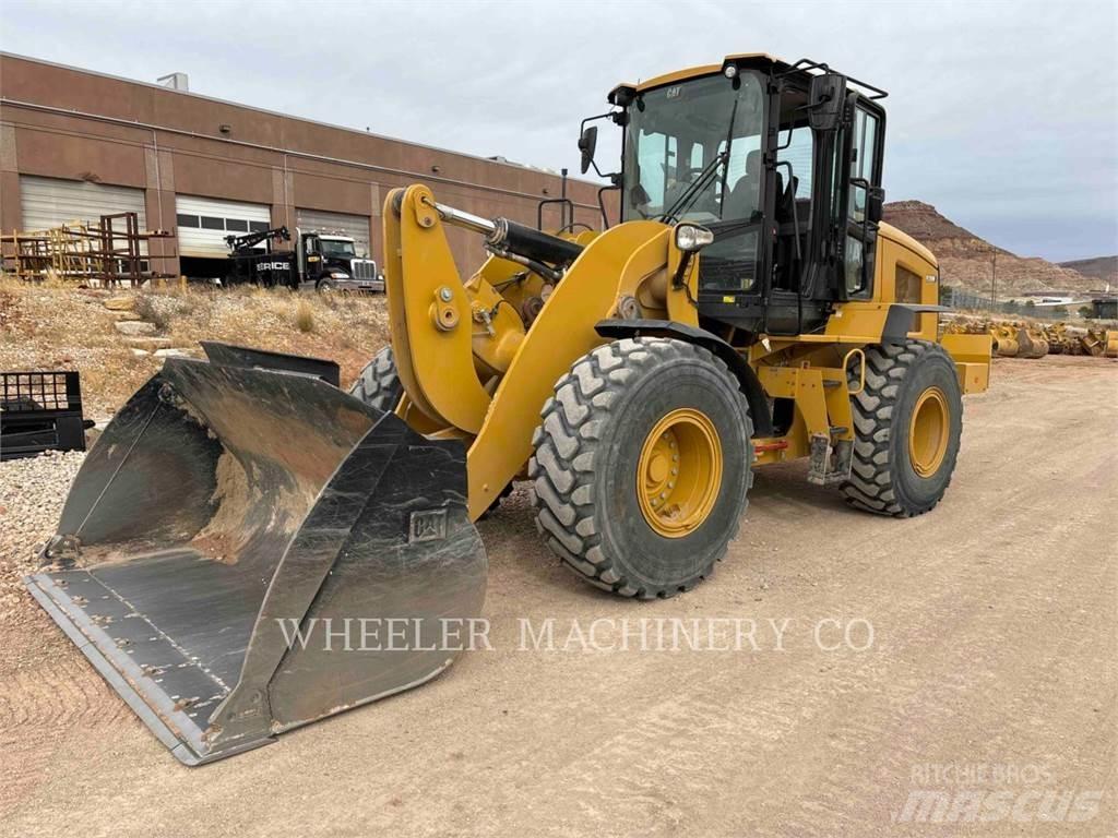 CAT 938M QC Naudoti ratiniai krautuvai