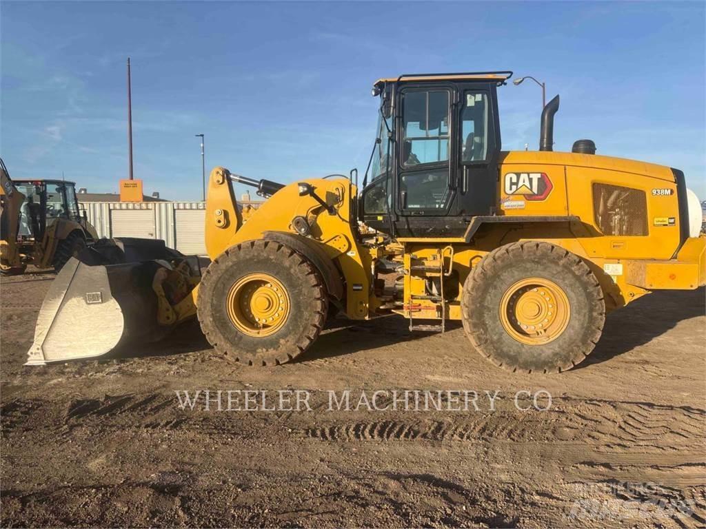 CAT 938M QC Naudoti ratiniai krautuvai