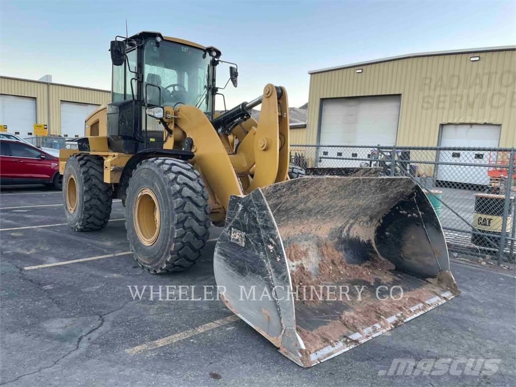 CAT 938M QC Naudoti ratiniai krautuvai