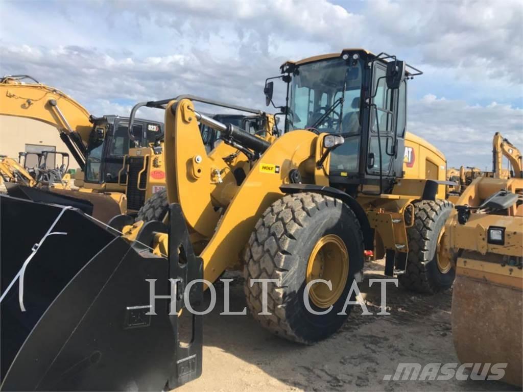 CAT 938M QC Naudoti ratiniai krautuvai