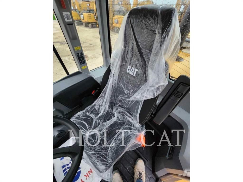 CAT 938M QC Naudoti ratiniai krautuvai