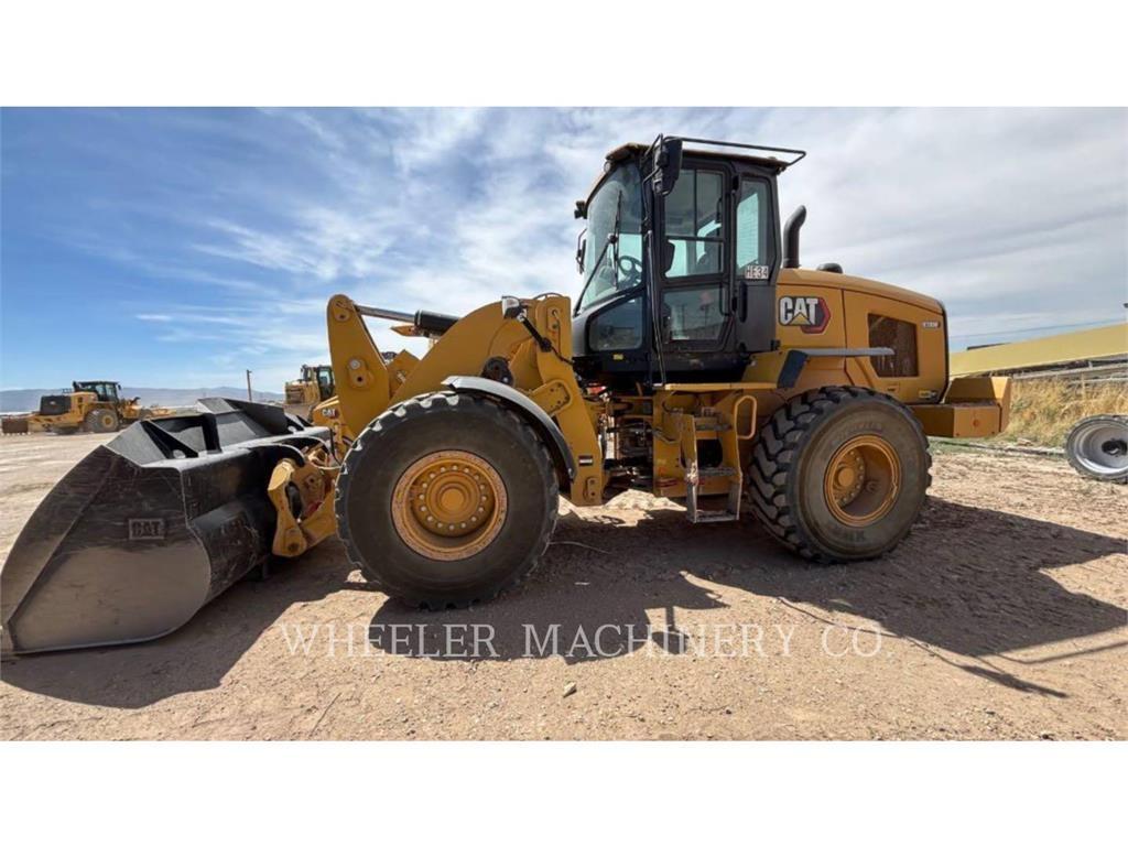 CAT 938M QC Naudoti ratiniai krautuvai