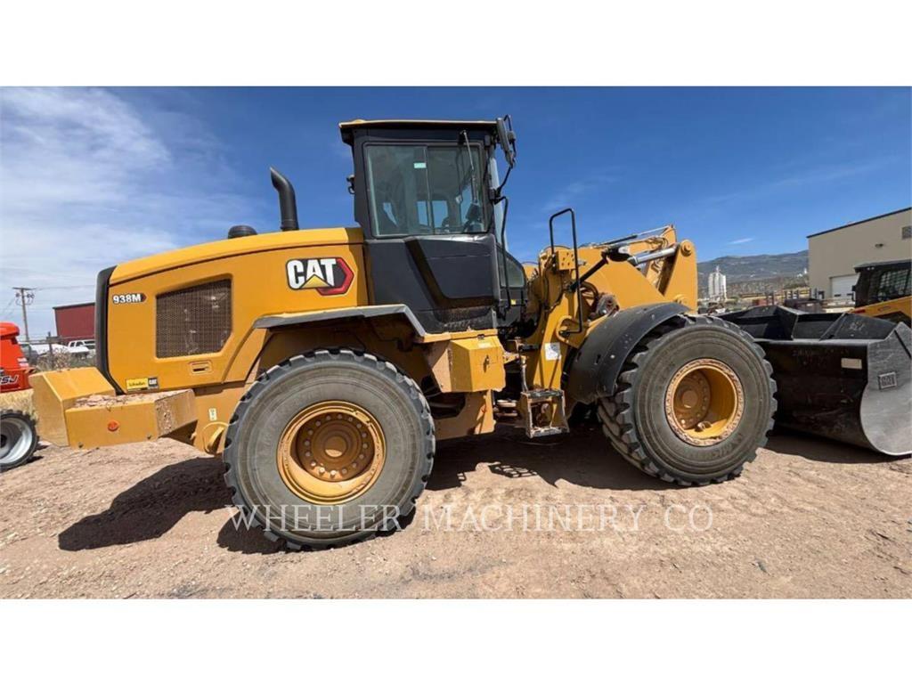 CAT 938M QC Naudoti ratiniai krautuvai