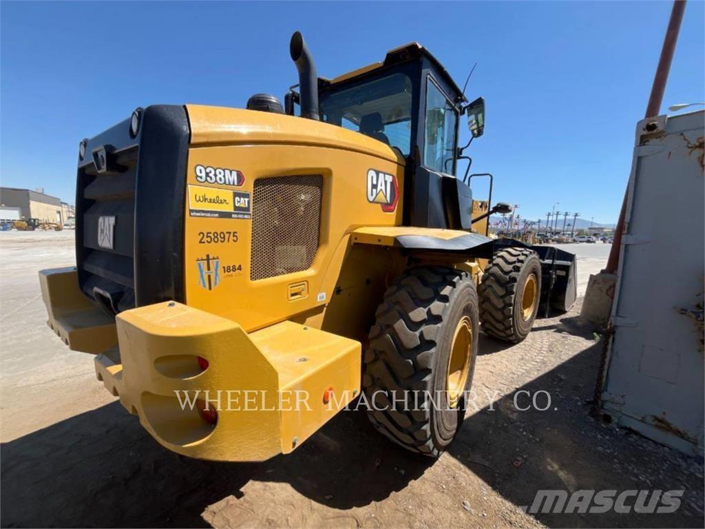 CAT 938M QC Naudoti ratiniai krautuvai
