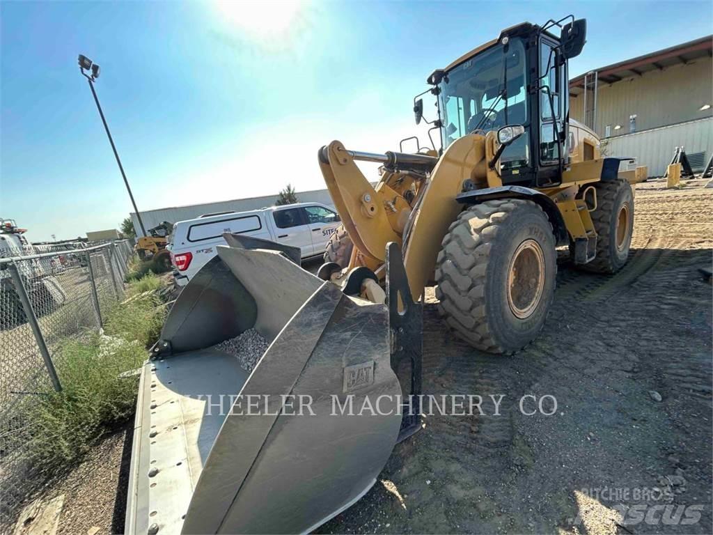 CAT 938M QC 3V Naudoti ratiniai krautuvai