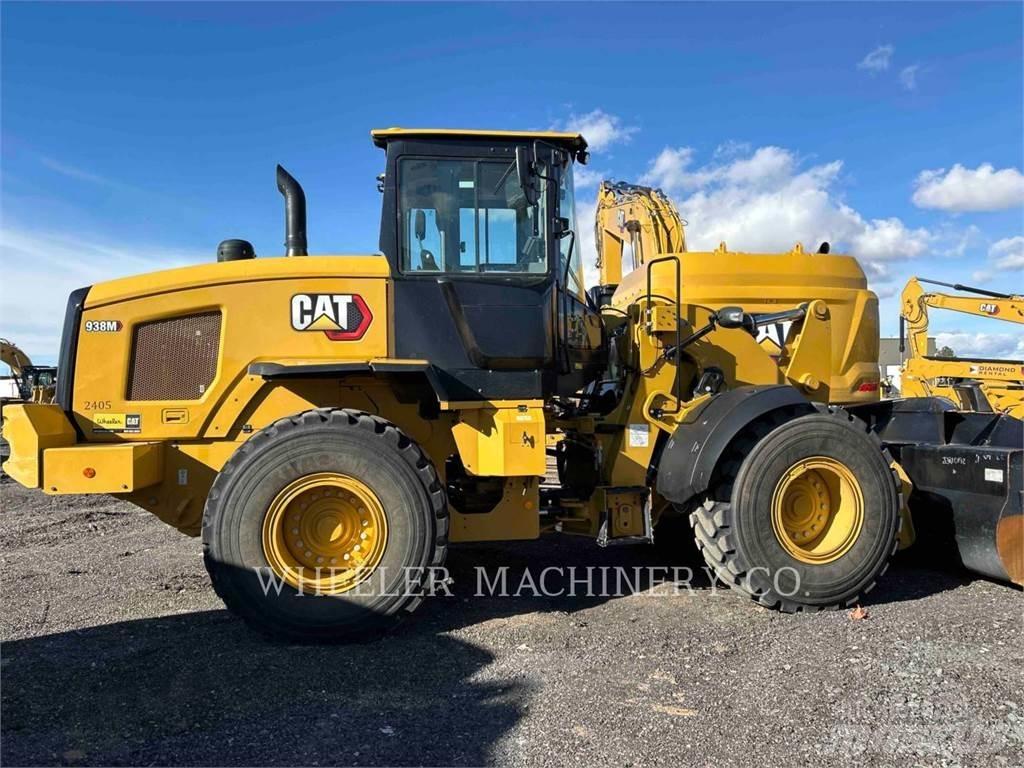 CAT 938M QC 3V Naudoti ratiniai krautuvai