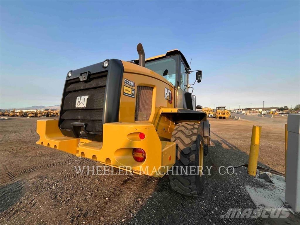 CAT 938M QC 3V Naudoti ratiniai krautuvai