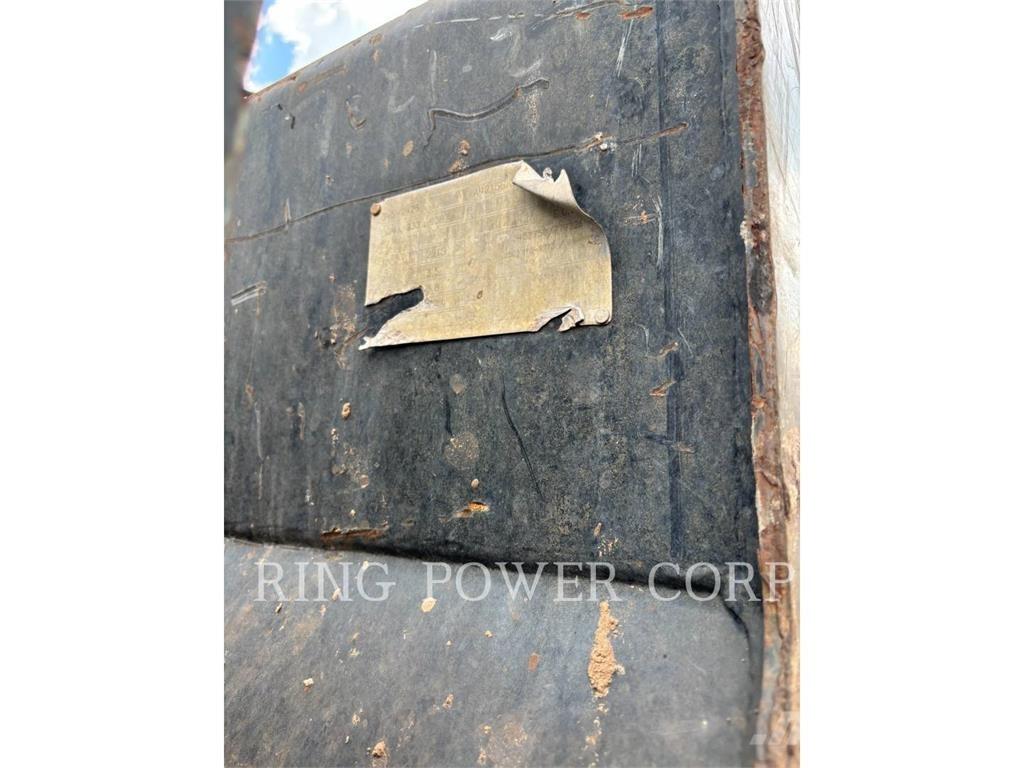 CAT 938MQC Naudoti ratiniai krautuvai